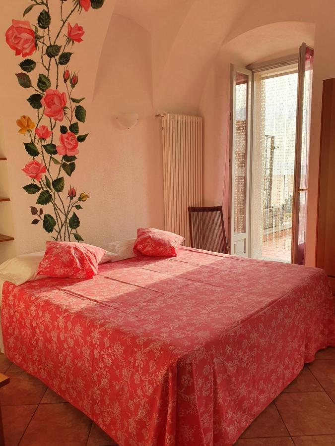 Residence Celeste Mezzegra Bagian luar foto