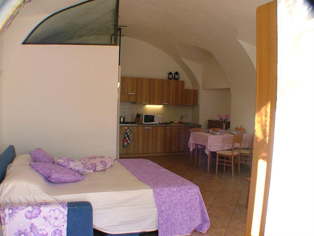 Residence Celeste Mezzegra Bagian luar foto