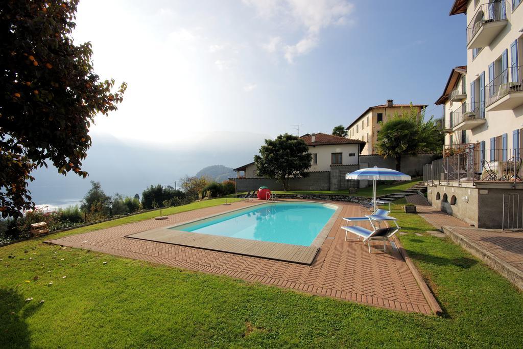 Residence Celeste Mezzegra Bagian luar foto