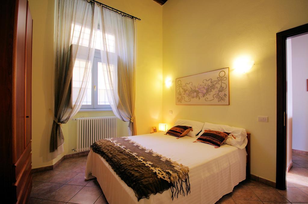 Residence Celeste Mezzegra Bagian luar foto